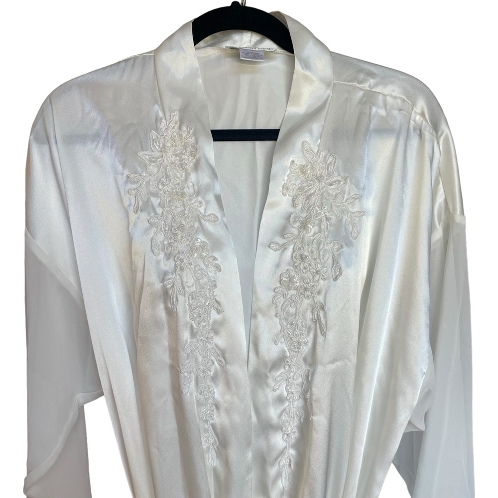 Alexandra Nicole Ivory Lace Pearl Applique Long Sleeve Robe Tie Waist Wedding XL - Picture 3 of 11